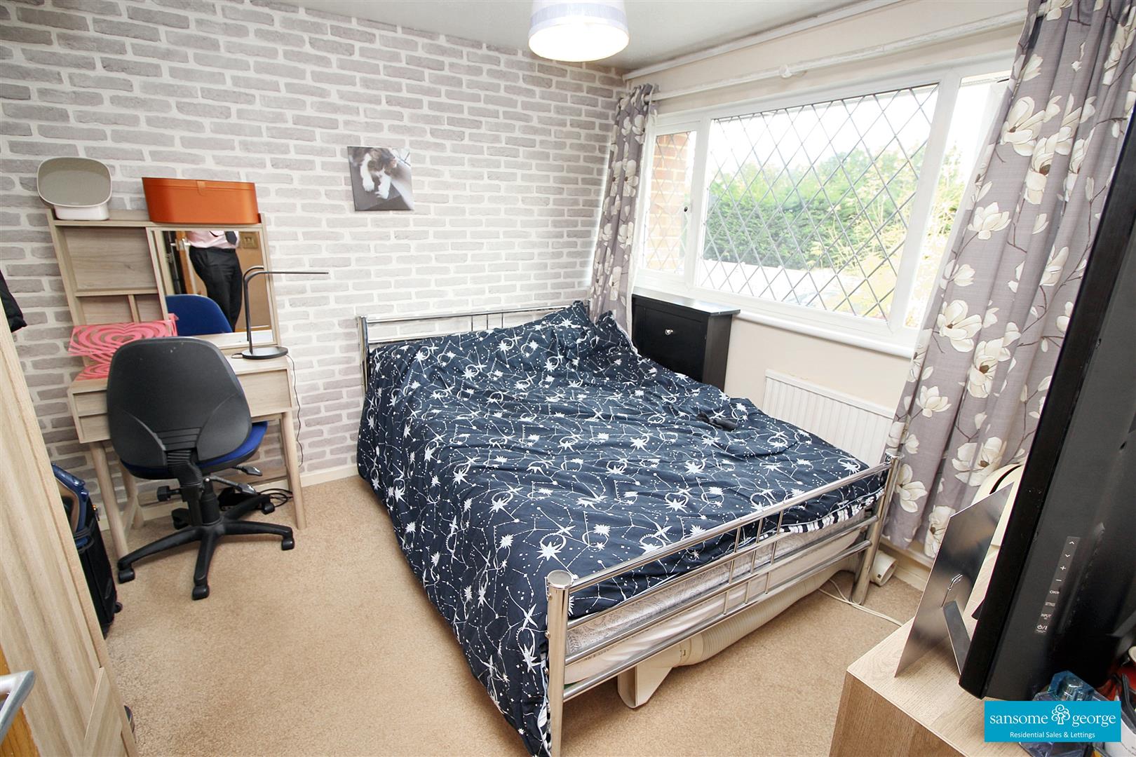 Devitt Close, Shinfield, Reading